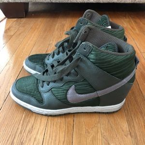 Nike green wedge high tops size 7